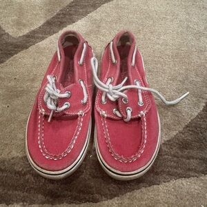 Sperry Pink Sneakers with Nautical Design